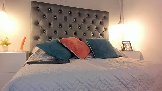 Snapshot of Miiaa_Star_ chatting on November 17, 12:33 pm Miiaa Star online show from November 17, 12:33 pm