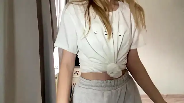  petaI online show from February 13, 6:09 am