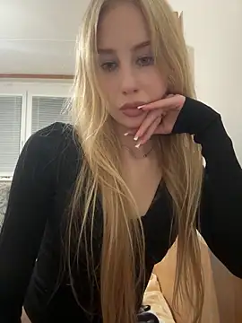 JudithCarly online show from November 10, 10:09 pm