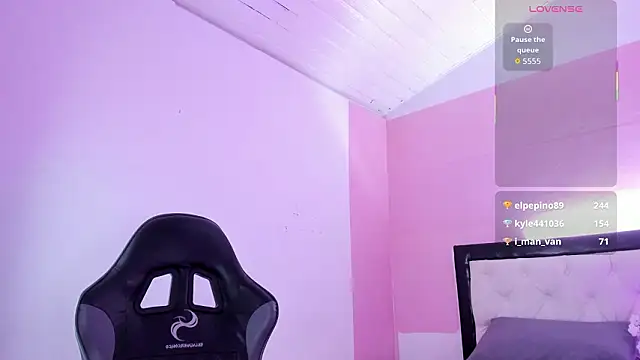 Barbieteeen online show from March 22, 5:38 pm