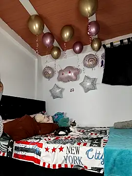 Snapshot of harper_ks chatting on November 22, 2:54 am harper ks online show from November 22, 2:54 am