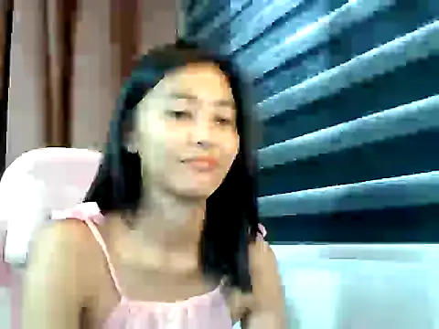 Snapshot of De_amore chatting on October 22, 1:28 am De amore online show from October 22, 1:28 am