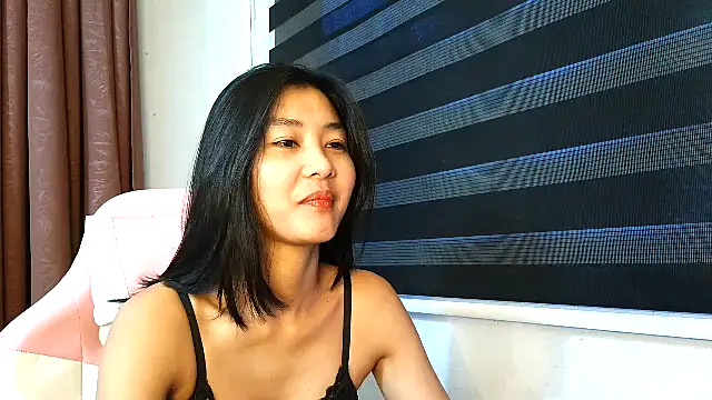 Snapshot of De_amore chatting on November 2, 12:35 am De amore online show from November 2, 12:35 am