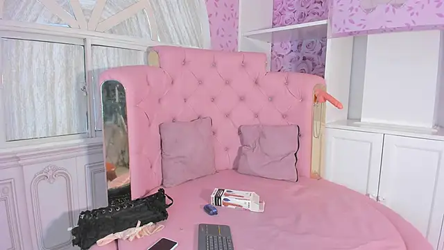 DirtyMike69  online show from October 24, 7:32 pm