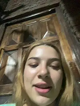 sssugarygirl online show from December 4, 4:00 am