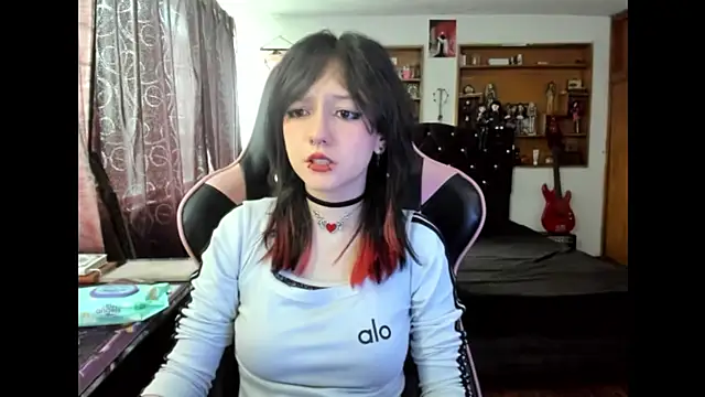 Snapshot of Maki_Zein_ chatting on November 7, 3:01 pm Maki Zein online show from November 7, 3:01 pm