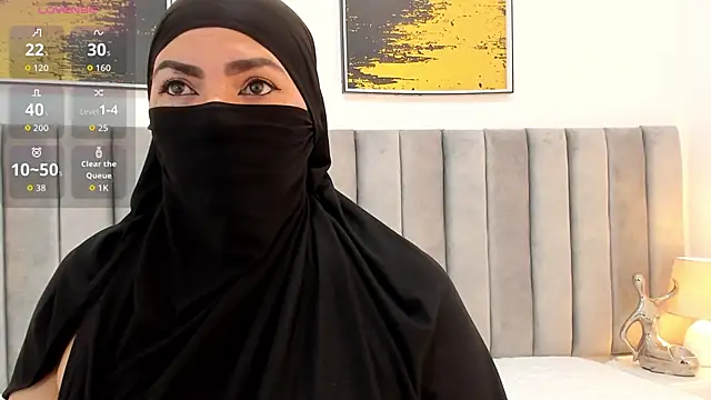 Snapshot of _naylaa_ chatting on November 12, 3:40 am naylaa online show from November 12, 3:40 am