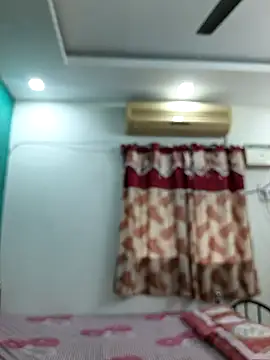 tamil-aunt online show from December 4, 5:28 am