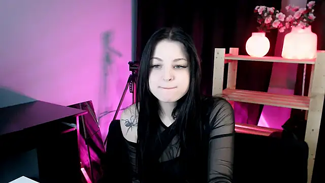 Snapshot of nikadinny chatting on November 25, 12:32 am nikadinny online show from November 25, 12:32 am