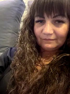 Butterfly8385 online show from October 29, 9:38 pm