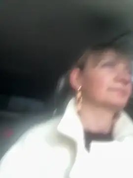 Butterfly8385 online show from April 7, 4:07 pm