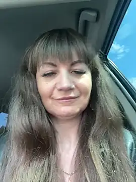 Butterfly8385 online show from April 19, 9:30 am