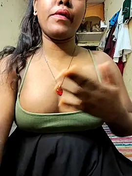 Snapshot of Lovely_Payal chatting on April 24, 11:56 am Lovely Payal online show from April 24, 11:56 am