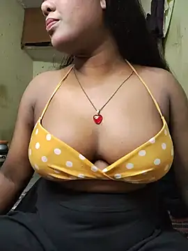 Snapshot of Lovely_Payal chatting on May 19, 6:53 am Lovely Payal online show from May 19, 6:53 am