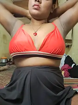 Snapshot of Lovely_Payal chatting on May 19, 7:42 pm Lovely Payal online show from May 19, 7:42 pm