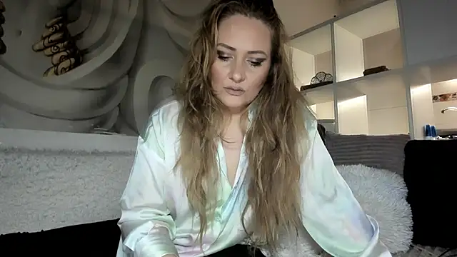 88  callmemadam  88 online show from October 19, 9:48 pm