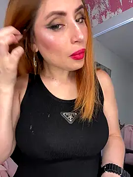 Snapshot of Adeline_1 chatting on October 16, 7:04 pm Adeline 1 online show from October 16, 7:04 pm
