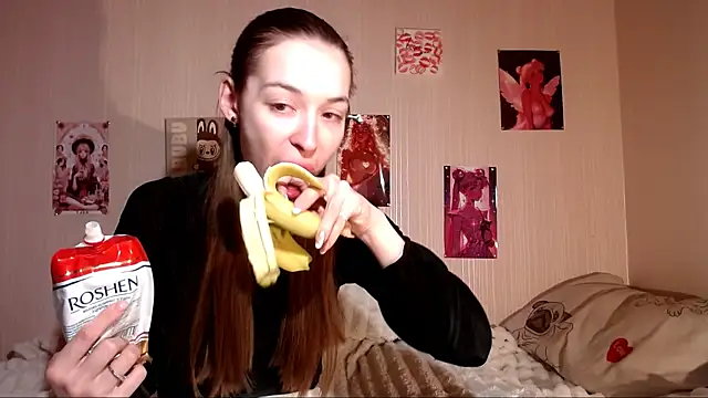 Daphne Darkthorn online show from April 13, 7:52 pm