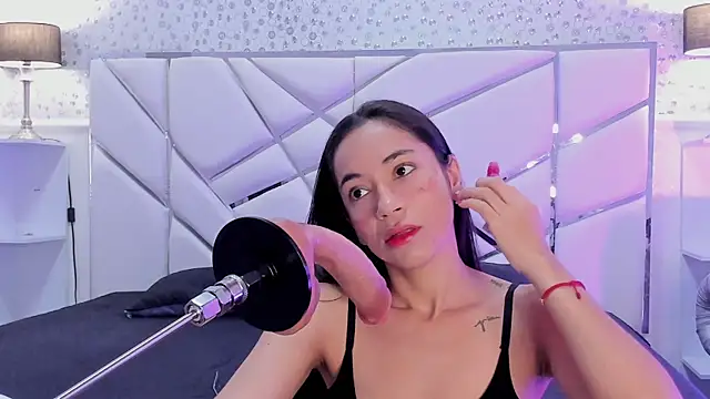 GabbiePrice online show from March 30, 11:22 am