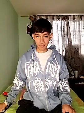 heyy noah11 online show from November 26, 10:11 pm