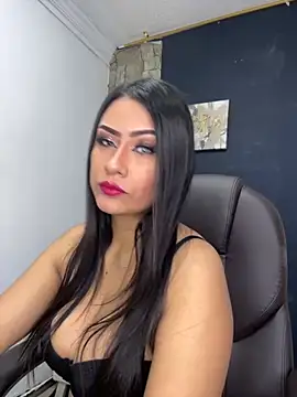 Snapshot of _Isabella_1 chatting on October 20, 2:34 am Isabella 1 online show from October 20, 2:34 am