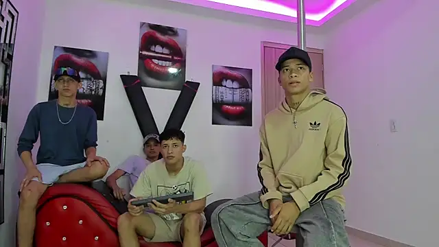 EMPIRE BOYS1 online show from November 24, 7:24 pm