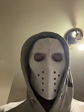 Snapshot of BullymayBi chatting on November 22, 3:27 am BullymayBi online show from November 22, 3:27 am