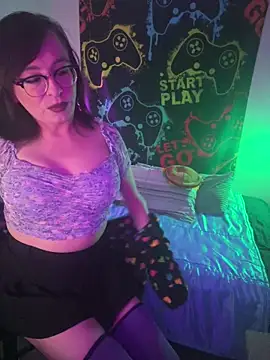 MiniMonroe online show from October 21, 4:46 am