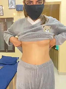 deepikaa aroraa online show from January 12, 3:50 pm