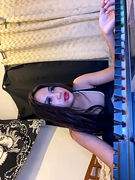 ItsXxxcole3 online show from December 2, 9:14 am