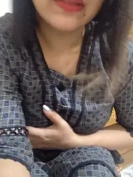 Tanha18 online show from November 4, 9:58 pm