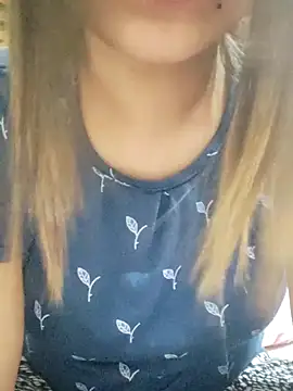 Tanha18 online show from February 3, 12:42 am