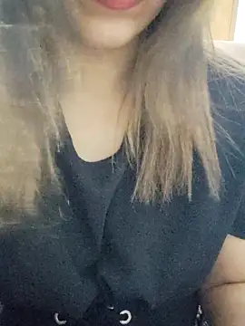 Tanha18 online show from February 24, 4:27 pm