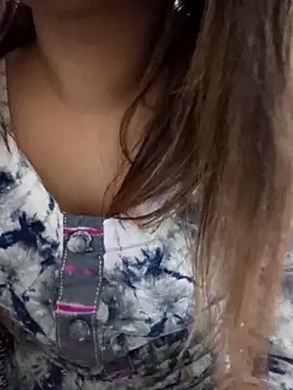 Tanha18 online show from May 5, 4:48 pm