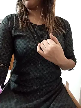 Tanha18 online show from May 10, 1:16 pm