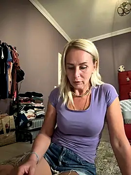 ElenabonyX online show from October 24, 6:48 pm