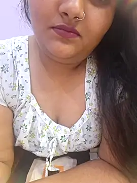 Saffroncutie online show from October 24, 5:42 pm