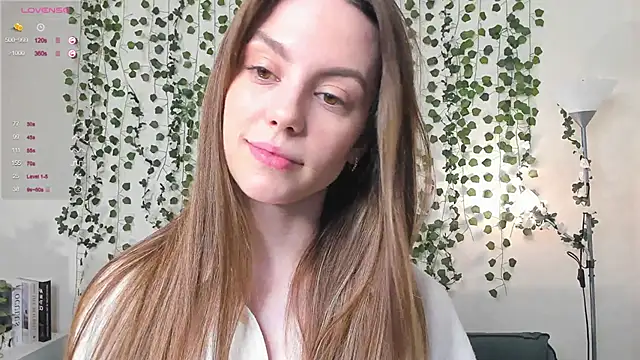 sweet and flirt online show from October 26, 7:25 am