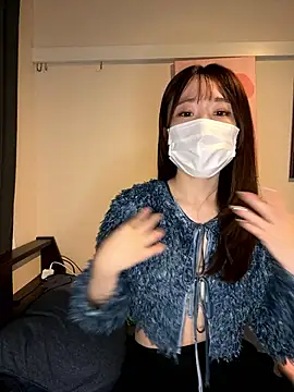 Snapshot of yura_ra_ra chatting on November 8, 5:18 am yura ra ra online show from November 8, 5:18 am