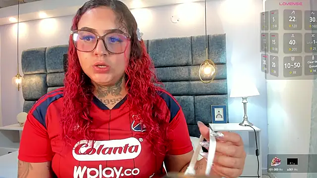 atennea diiossa online show from October 29, 11:45 am