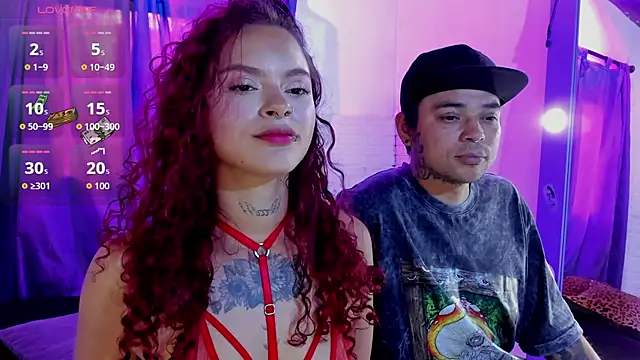 Snapshot of Caroline_Clark420 chatting on February 10, 6:23 pm Caroline Clark420 online show from February 10, 6:23 pm