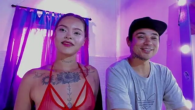 Snapshot of Caroline_Clark420 chatting on February 19, 8:05 pm Caroline Clark420 online show from February 19, 8:05 pm