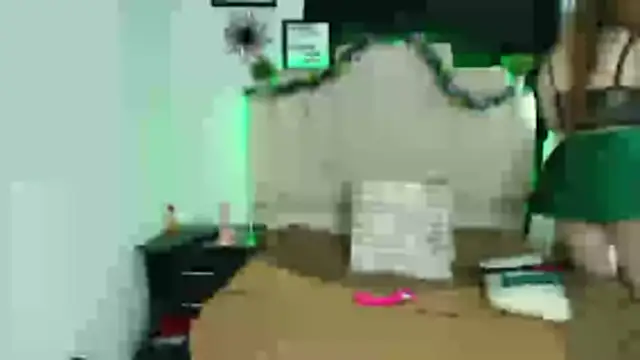 Nathaly stepmom49 online show from December 2, 11:48 am