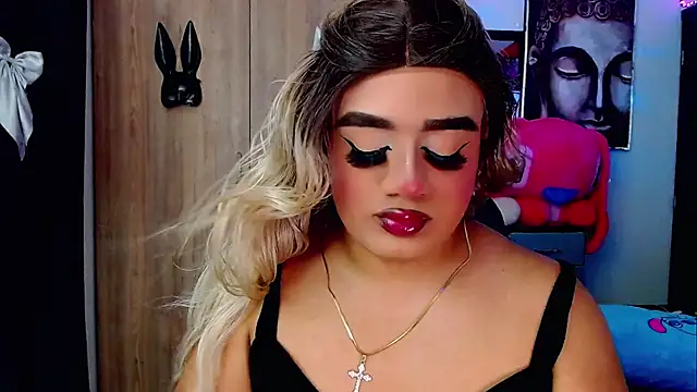 Snapshot of Sofiabigcock22 chatting on October 30, 11:44 am Sofiabigcock22 online show from October 30, 11:44 am