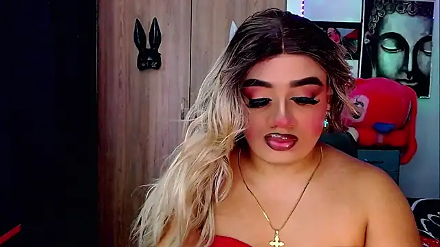 Snapshot of Sofiabigcock22 chatting on October 31, 11:22 am Sofiabigcock22 online show from October 31, 11:22 am