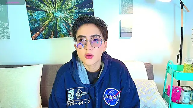 Snapshot of Alex_carter chatting on October 14, 10:16 am Alex carter online show from October 14, 10:16 am