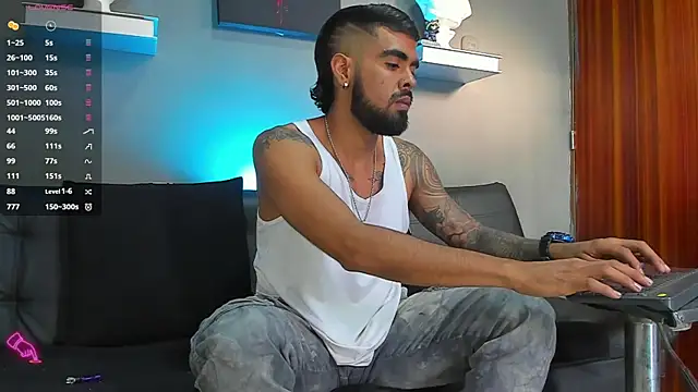 black kameron  online show from October 28, 9:50 pm