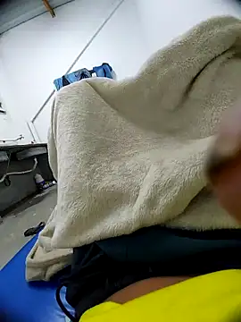 renatinhosilva68 online show from October 12, 7:07 am