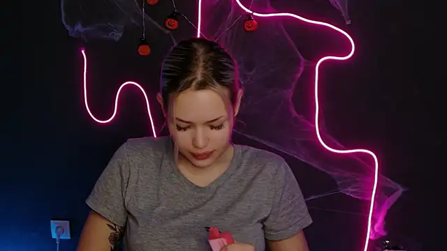 Snapshot of Eva_Mooor chatting on November 5, 11:27 pm Eva Mooor online show from November 5, 11:27 pm