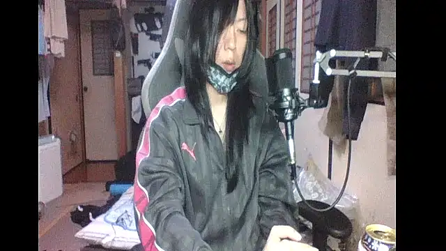 Snapshot of harinyanxxx chatting on October 31, 6:53 pm harinyanxxx online show from October 31, 6:53 pm